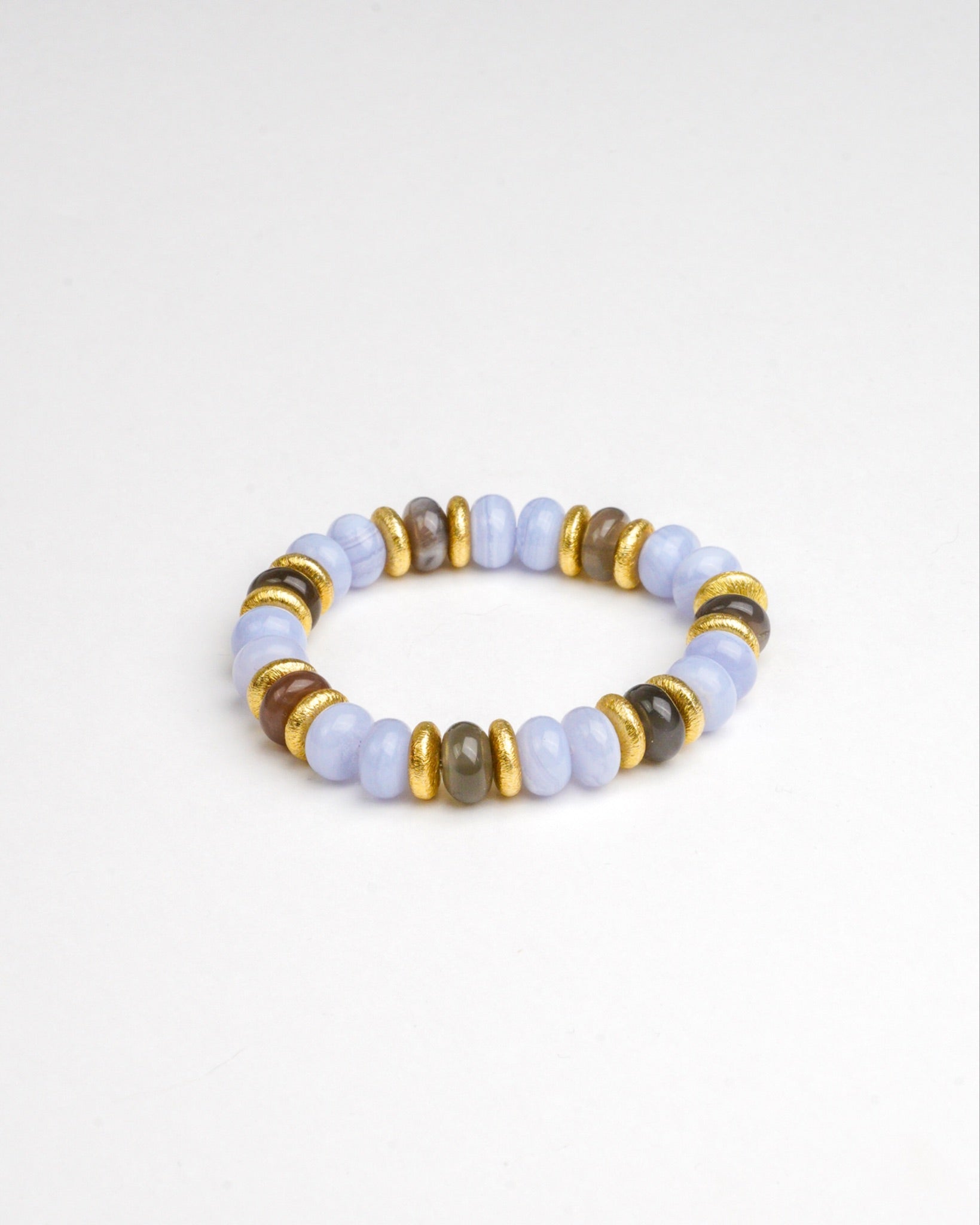BRACELET CALCÉDOINE BLEUE & PIERRE DE LUNE NOIRE