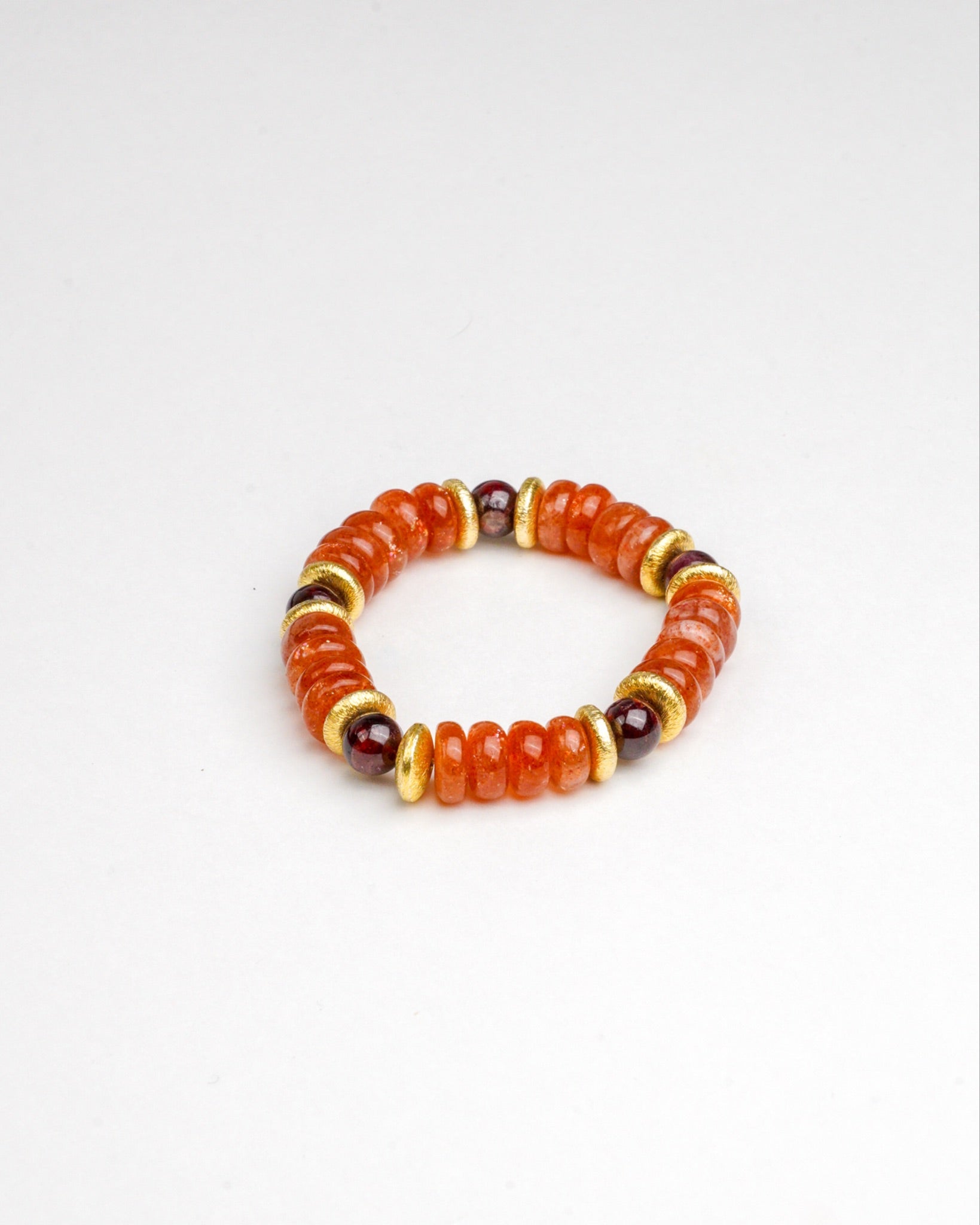 BRACELET PIERRE DE SOLEIL & GRENAT ALMANDIN ET PYROPE